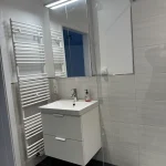 Möblierte Wohnung auf Zeit nahe Köln – Badezimmer im Apartment in Refrath